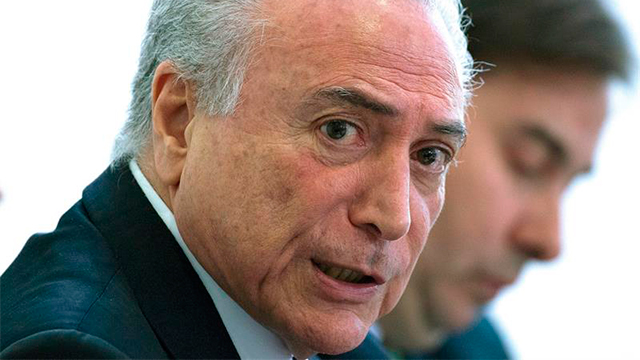 Temer pidió a la justicia suspender investigación por corrupción y obstrucción