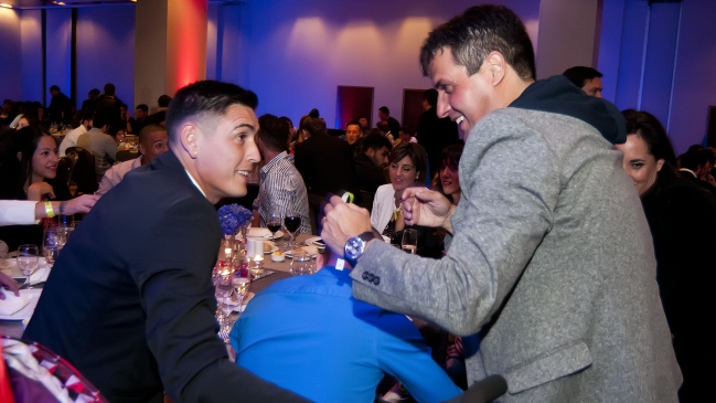 Plantel de U. de Chile festejó el título en el Hotel Intercontinental