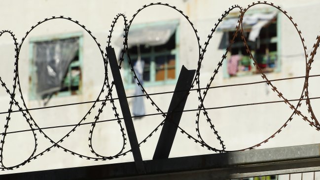 Dos presos murieron y 30 escaparon de cárcel brasileña tras explosión de un muro