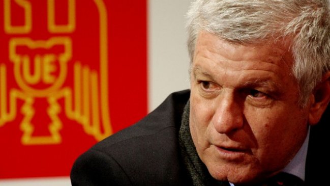 Unión Española anunció la salida de Johnny Ashwell de la gerencia