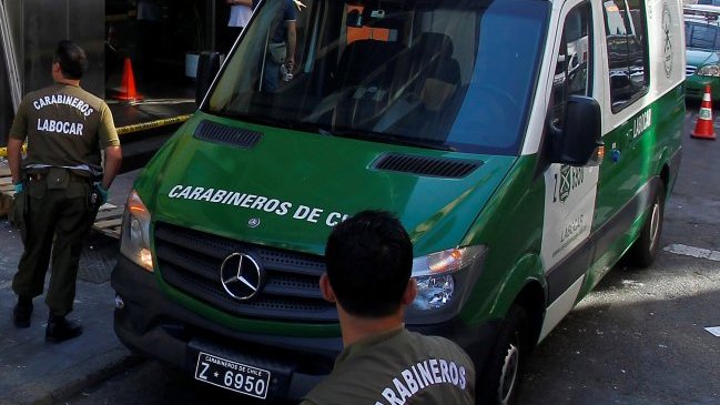 Carabineros investiga robo a local de máquinas 