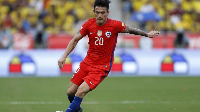Charles Aránguiz se unió a la selección nacional