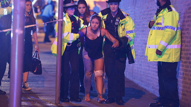 Aumentan a 22 los fallecidos en atentado tras concierto de Ariana Grande