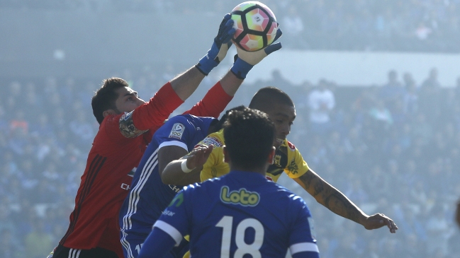 Johnny Herrera: Felipe Mora puede irse al doble de su valor si hace una buena Libertadores