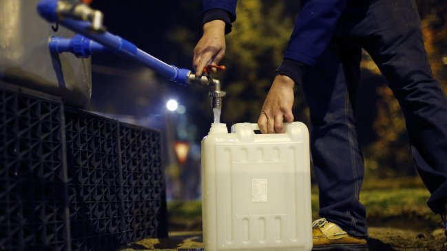 Aguas Cordillera promete que servicio en el sector oriente será restablecido esta mañana