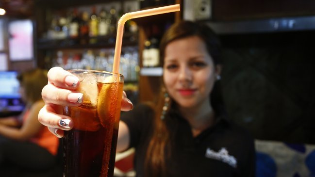 Evalúan sancionar a productores peruanos de pisco que concursarán en Chile