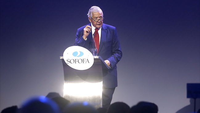 Presidente de Sofofa denunciará instalación de micrófono en su oficina