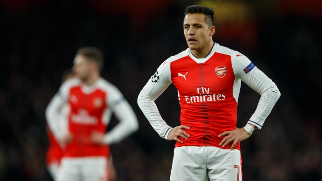 Medio inglés aseguró que Alexis exige millonario aumento para quedarse en Arsenal