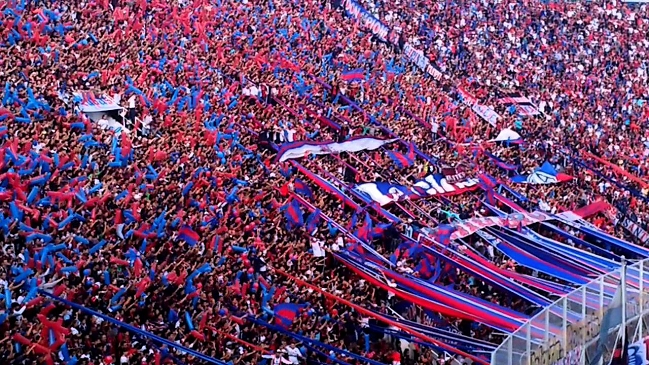 Las barras bravas se tomaron el hit 