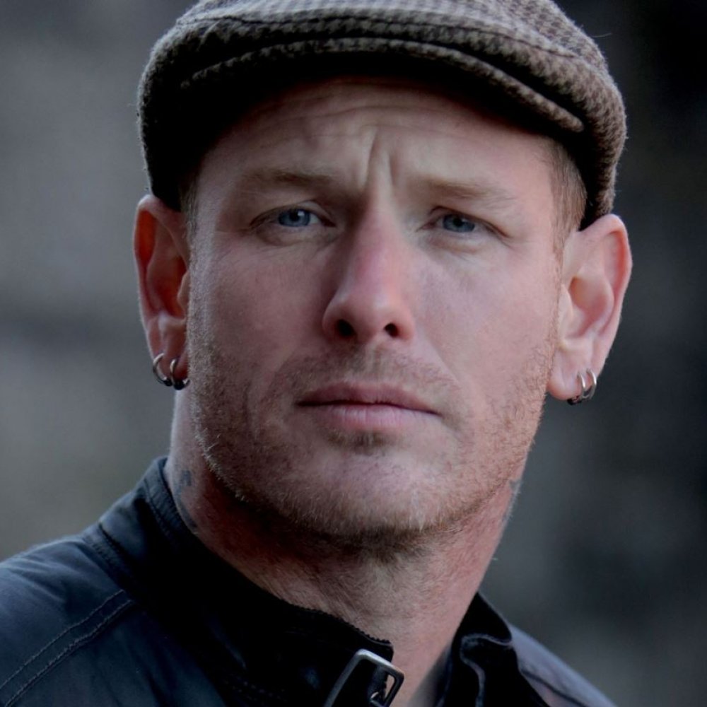 Líder de Slipknot contó que fue violado cuando niño