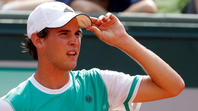 Dominic Thiem arrancó con un sólido triunfo su andar en Roland Garros