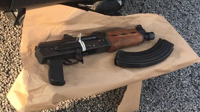 Hombre disparó con fusil y al azar a vehículos en Miami