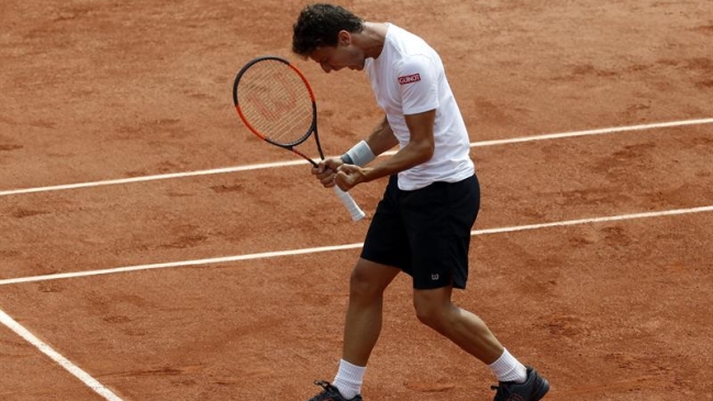 Renzo Olivo completó rápidamente la hazaña que dejó pendiente el martes ante Tsonga