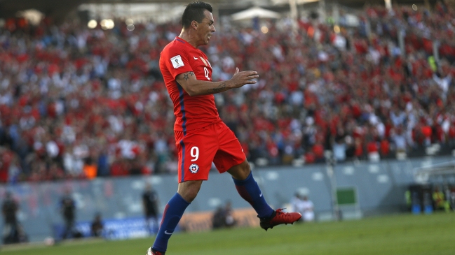 Jorge Aravena pidió a Esteban Paredes para la selección ante baja de Castillo