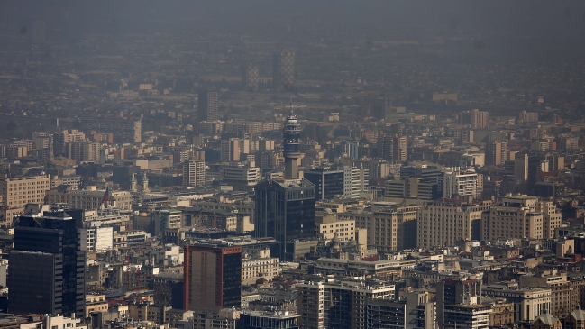 Segunda alerta ambiental consecutiva regirá este jueves en Santiago