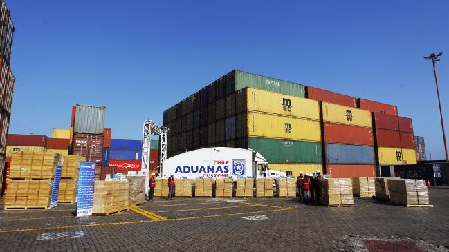 Gobierno descontará horas no trabajadas a funcionarios de Aduanas en paro