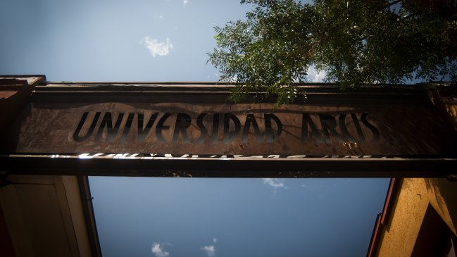 CNED envió argumentos para cierre de la Universidad Arcis