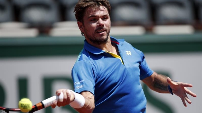 Stan Wawrinka fue más sólido que Alexandr Dolgopolov en Roland Garros