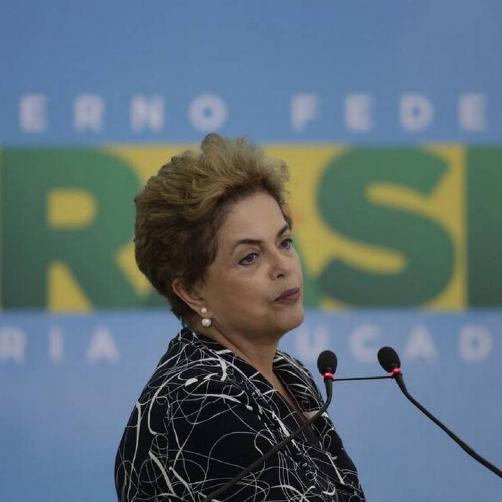 Rousseff pide investigar a Odebrecht por falso testimonio y revisar delación