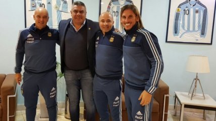   Jorge Sampaoli y Sebastián Beccacece ya visten el buzo de la selección argentina 