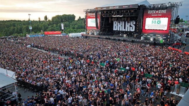 Interrumpen festival de rock en Alemania por alarma terrorista