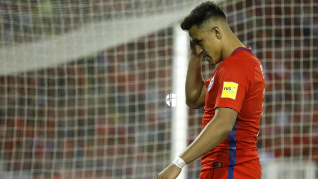 Viaje de Alexis Sánchez a Chile no dejó contento al cuerpo técnico de la selección