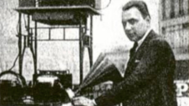 Columna de Aldo Schiappacasse: ¿Jugó Chile en la primera transmisión radial de la historia?