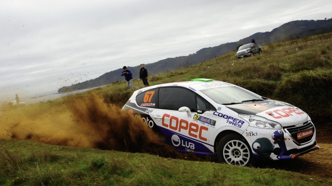 Rally Mobil: Francisco López llega como único líder a Los Angeles