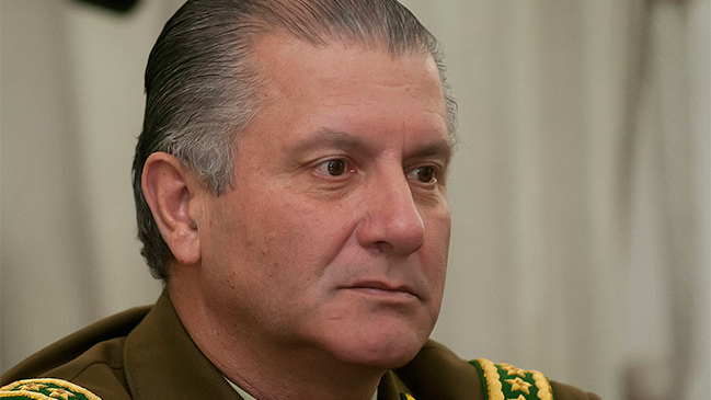 General Villalobos insta a Carabineros a 