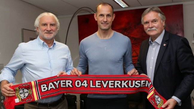 Charles Aránguiz ya tiene nuevo entrenador en Bayer Leverkusen