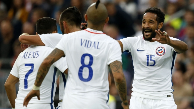 Chile empató ante una intensa selección rusa en nuevo examen para la Confederaciones