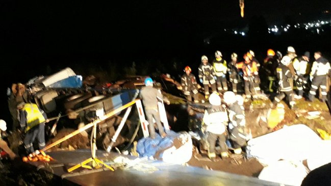 Fatal accidente en Puerto Montt: Camión arrasó con tres viviendas