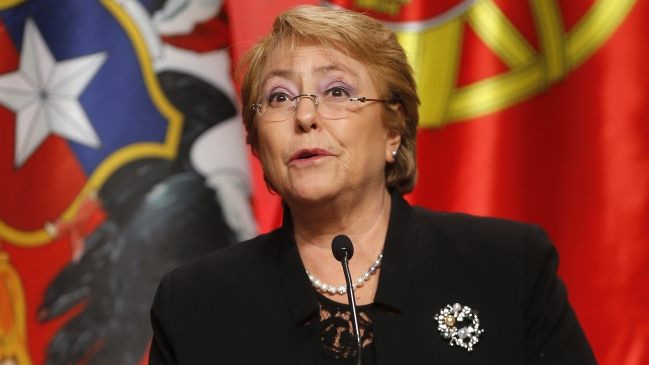 Bachelet por Frente Amplio: No vemos una gran irrupción de gente, más bien son 