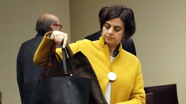 Ministra Pascual valoró que Carabineros investigue denuncias por no permitir amamantamiento