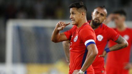 Alexis Sánchez evidenció molestias físicas a su llegada al hotel de concentración