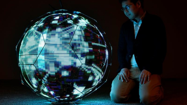 Crean en Japón el primer dron capaz de reproducir imágenes esféricas en vuelo