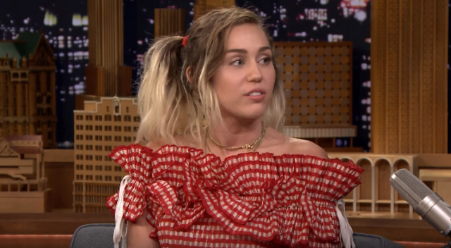 Miley Cyrus dejó la marihuana por miedo 