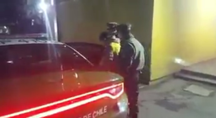 Detienen a hombre por venta de droga: Tenía tobillera por arresto domiciliario nocturno