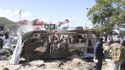 17 muertos y 23 heridos por atentado terrorista en Somalía