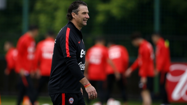 Juan Antonio Pizzi: Alexis está disponible y contemplamos que pueda ser titular