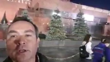 Chileno fue a la tumba de Lenin y la confundió con la de Lennon