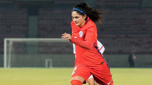 Chilena Bárbara Santibáñez es la nueva delantera de Sporting Huelva