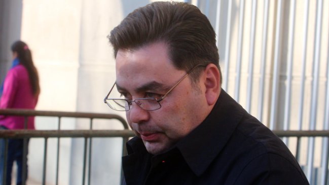 Corte le otorgó permiso para viajar a Perú a socio de Natalia Compagnon