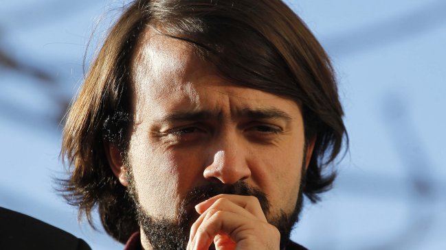 Alcalde Sharp culpó por millonaria deuda del municipio de Valparaíso a una 