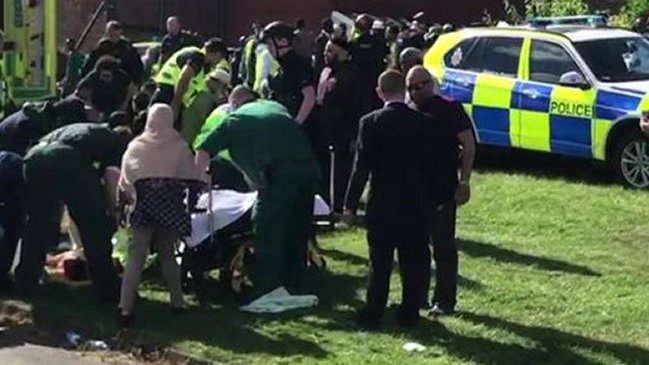 Seis heridos por atropello en Newcastle durante festejos por fin del Ramadán