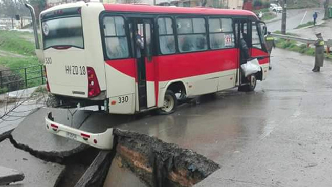 Socavón en Viña del Mar por poco 
