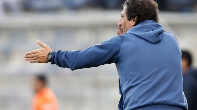 Salas descartó interés en Berardo: No buscamos lateral izquierdo y sí volante de contención