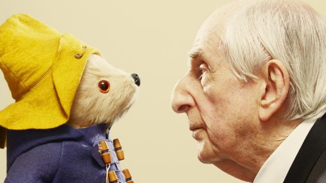 Muere a los 91 años Michael Bond, el creador del oso Paddington