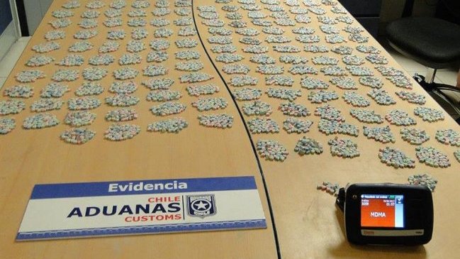 Aduanas descubrió 22 mil 581 pastillas de éxtasis en aeropuerto de Santiago