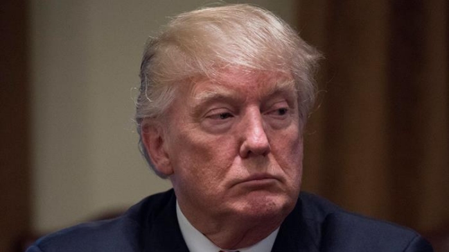 Estricta política de Trump dificulta entrada de artistas latinos al país